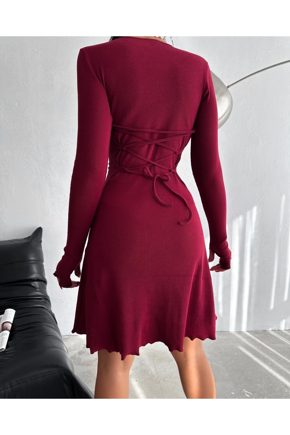 Sırtı İp Detaylı Kaşkorse Elbise