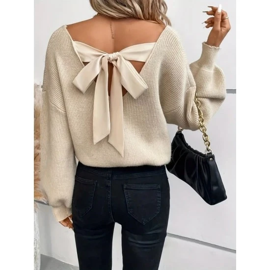 Sırtı Kurdelalı V-Yaka Triko