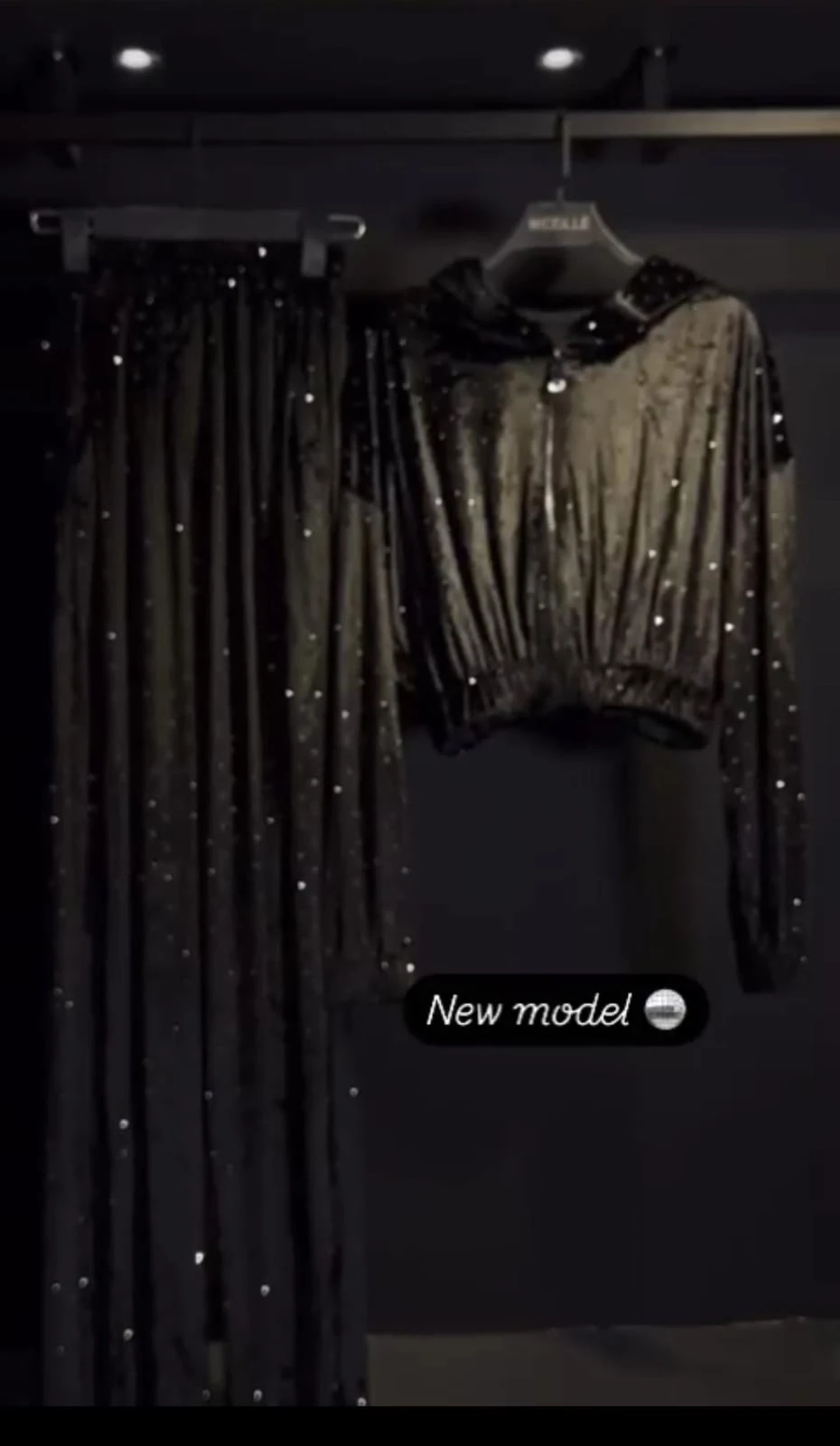 Taşlı Kadife Takım