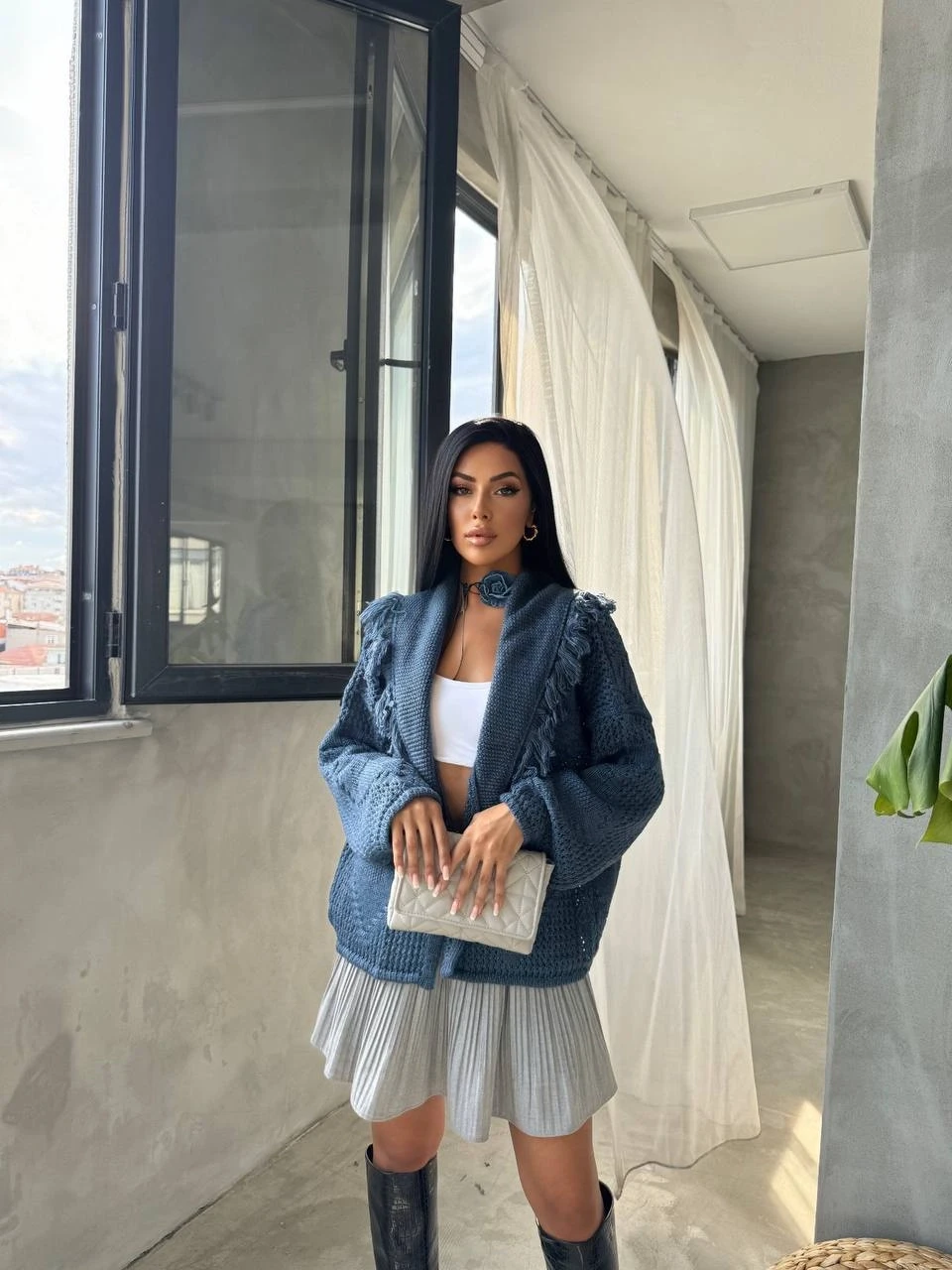 Yaka Püskül Detaylı Hırka