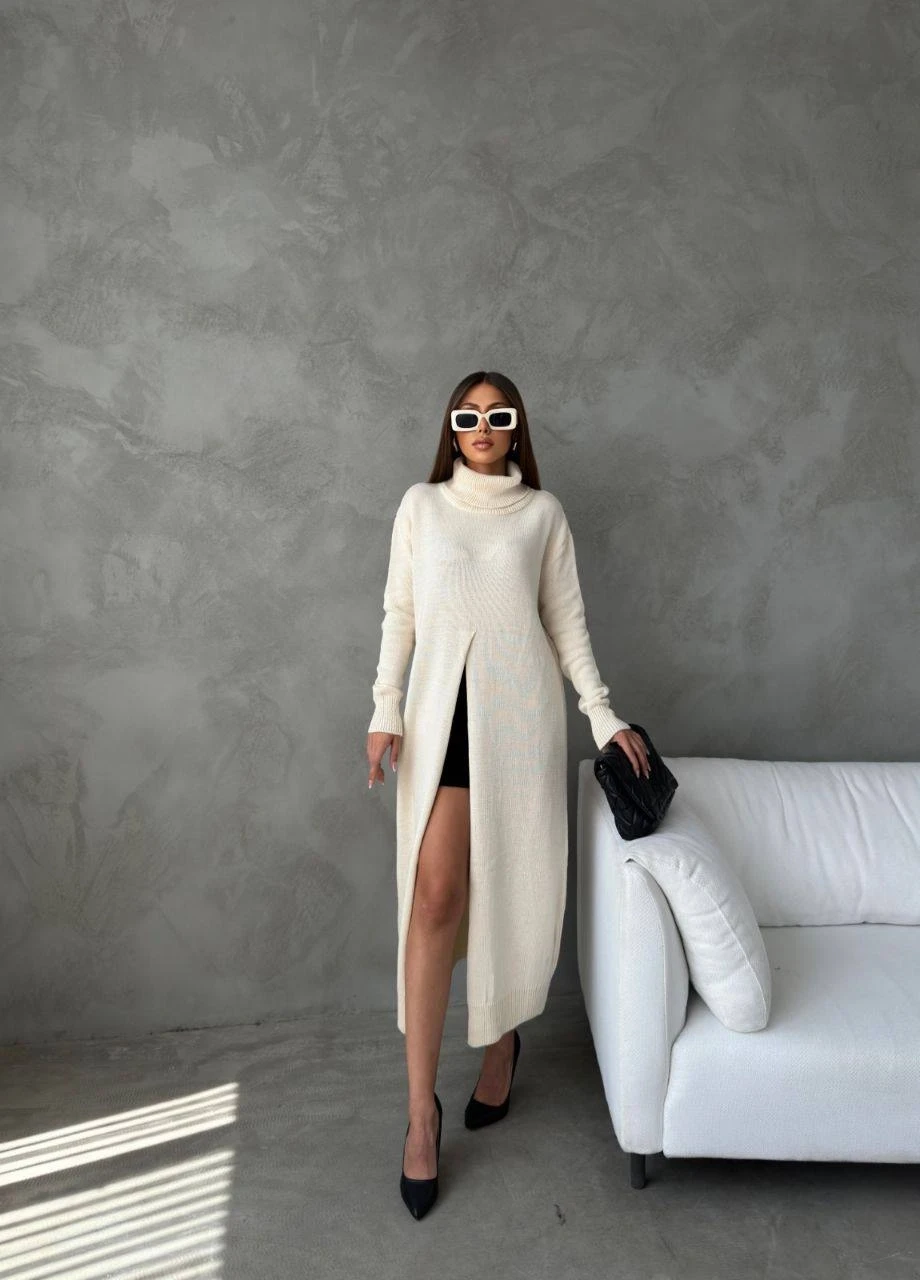 Yırtmaç Detaylı Elbise(Kemer Dahil Değildir)