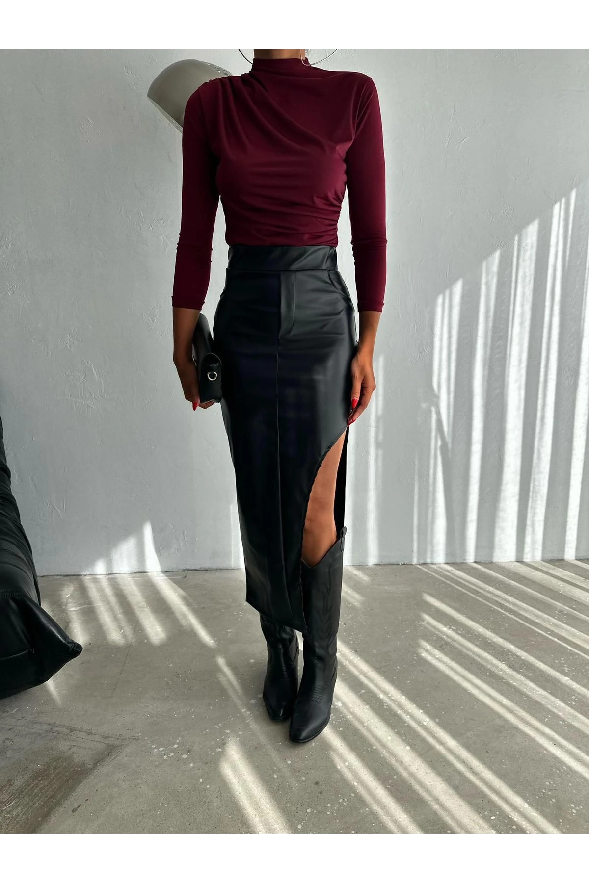 Yırtmaçlı Deri Etek