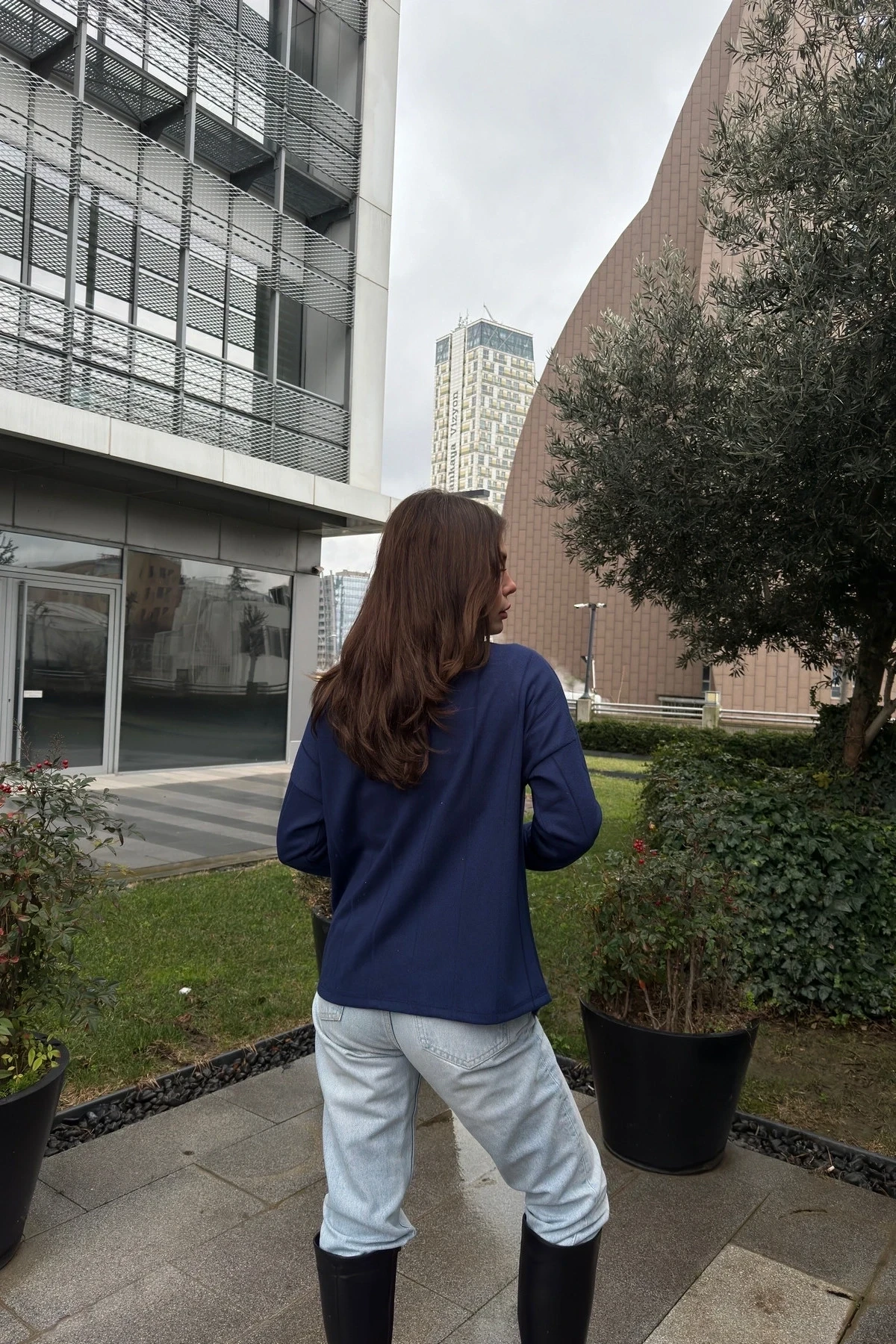 Asimetrik Kesim Bloklu Salaş Bluz