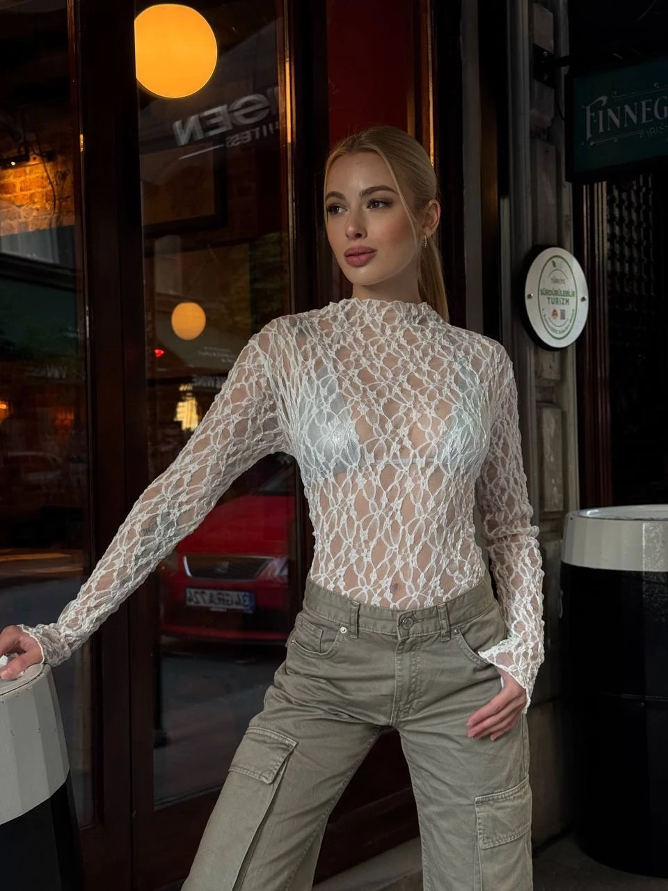 Balıkçı Yaka Bürümcük Beyaz Dantel Bluz