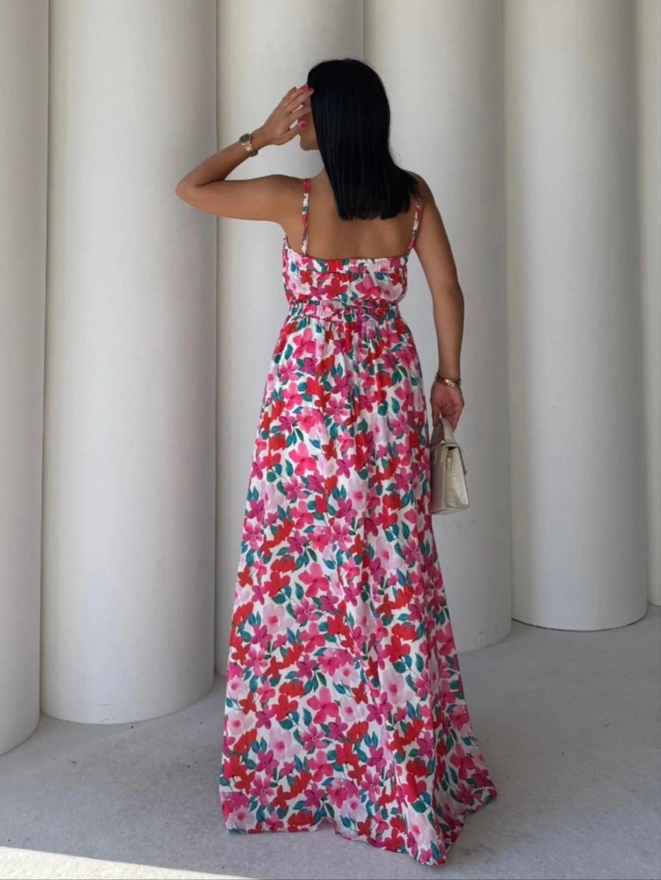 Boyun Bağlamalı Desenli Krep Kumaş Elbise