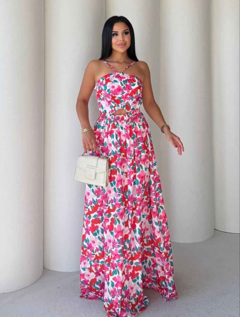 Boyun Bağlamalı Desenli Krep Kumaş Elbise