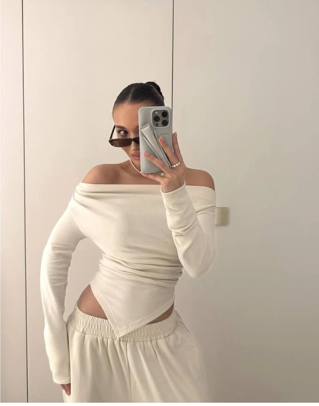 Buzi Kumaş Takım Beyaz