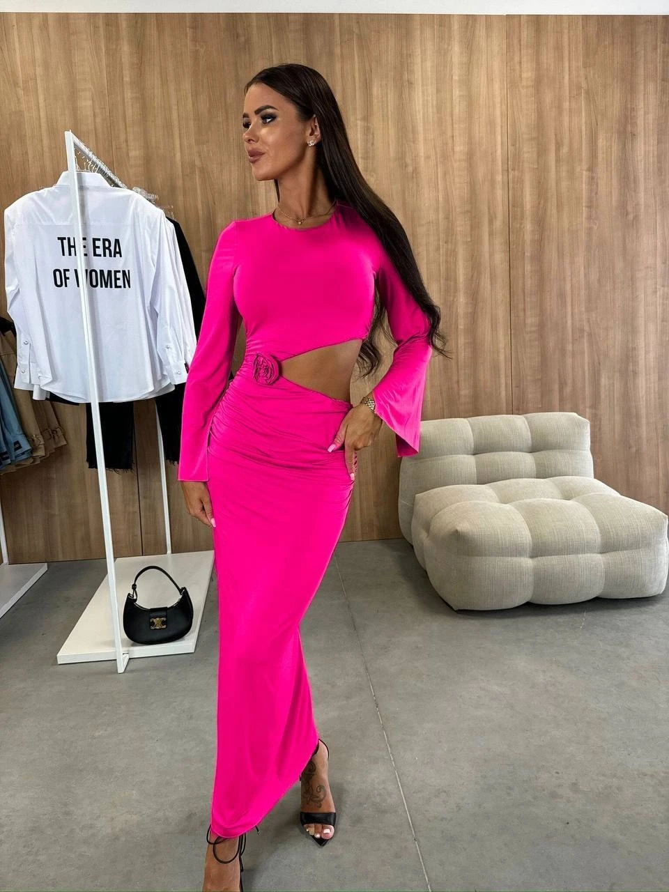 Çiçek Aksesuar Drapeli Maxi Boy Elbise Fuşya