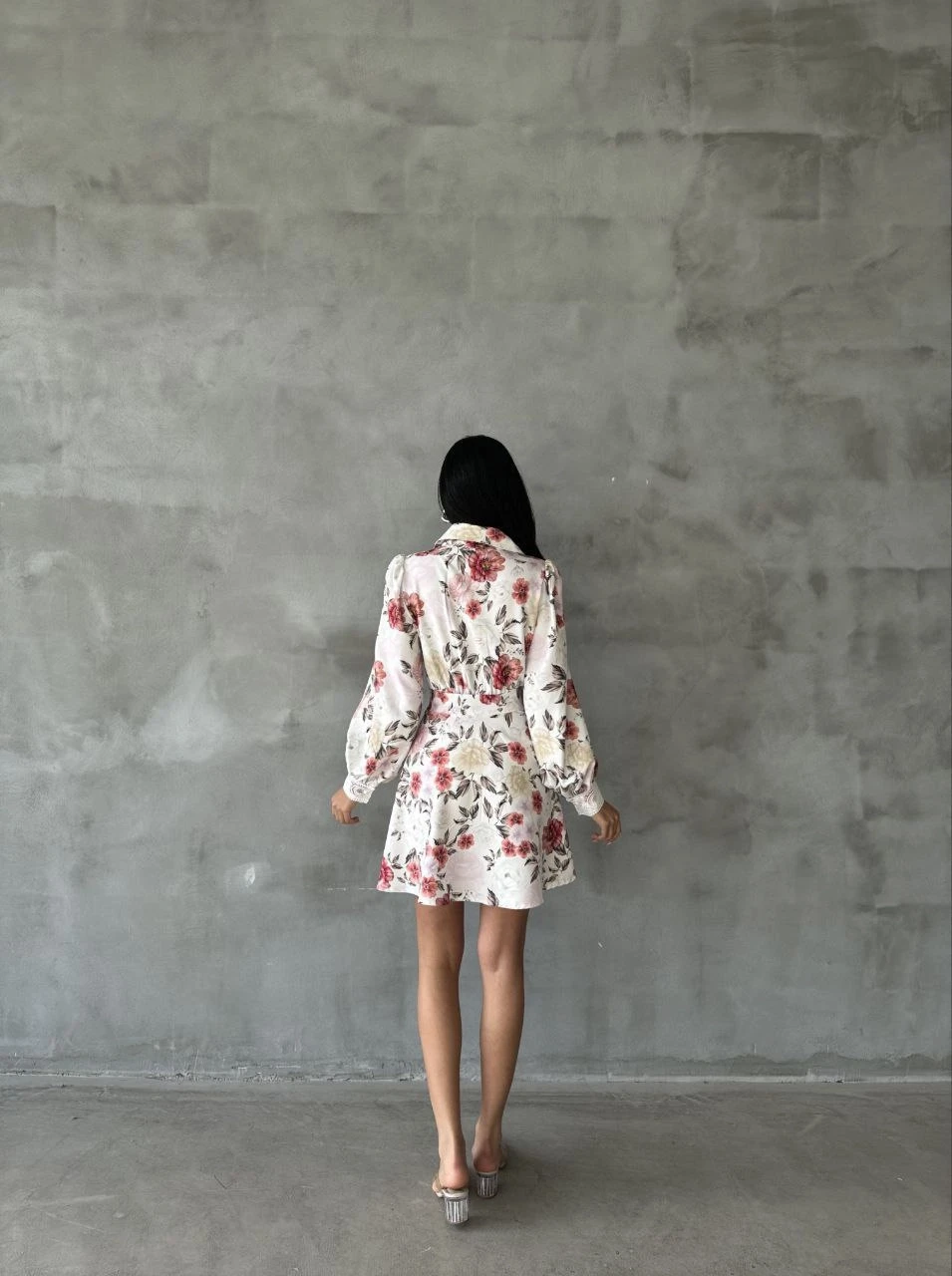 Dantel ve Güpür Detaylı Desenli Elbise