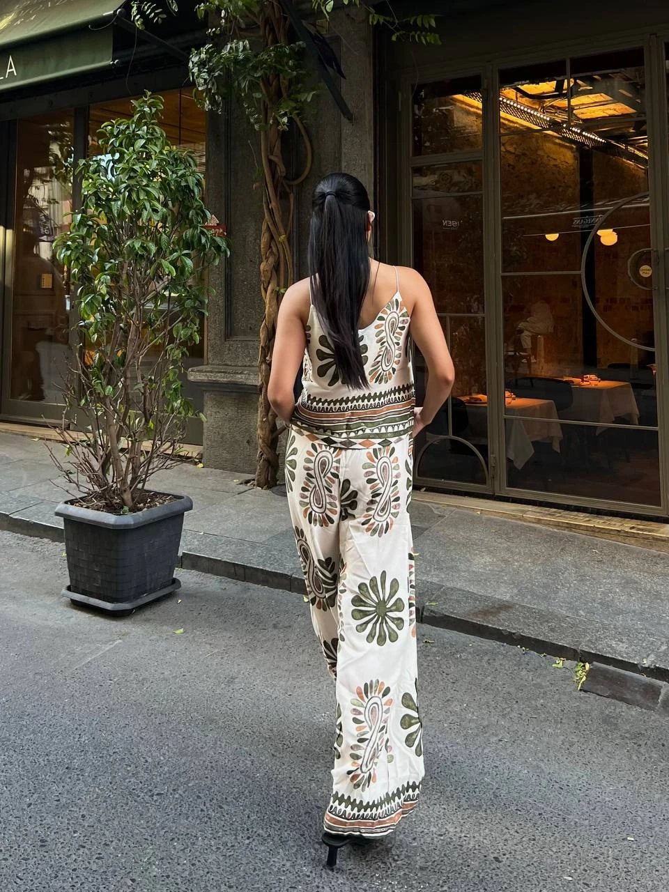 Desenli Kolsuz Üst ve Pantalon Takım Yeşil