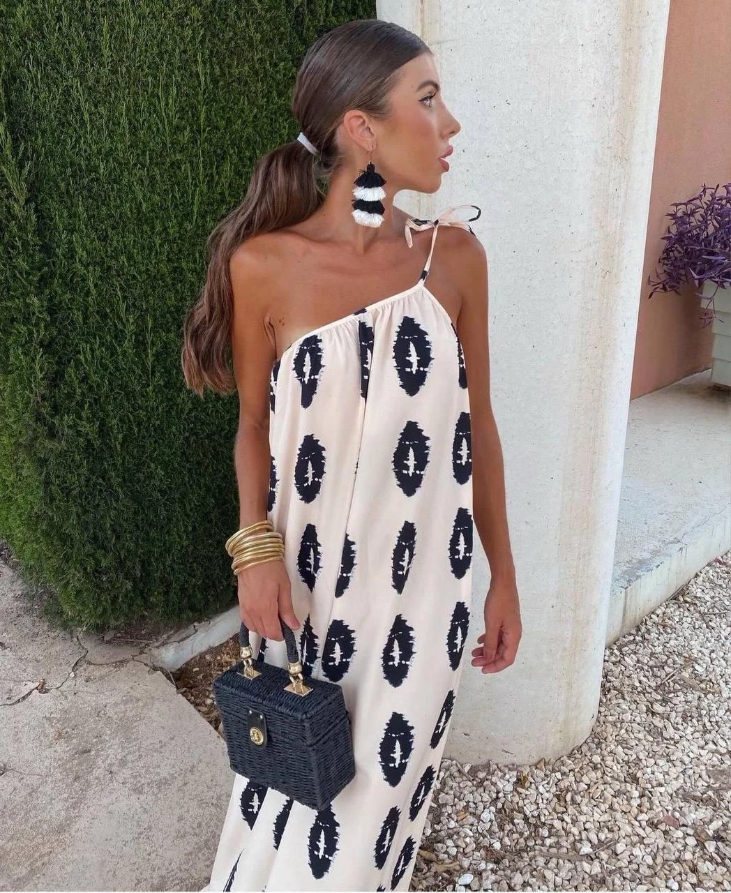 Desenli Tek Omuz Detay Elbise