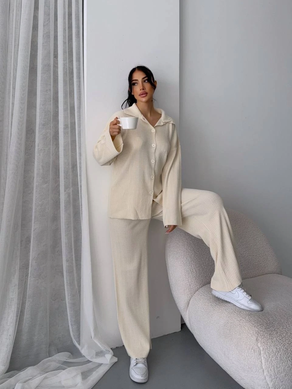 Düğmeli Ceket Yaka Triko Takım Ekru