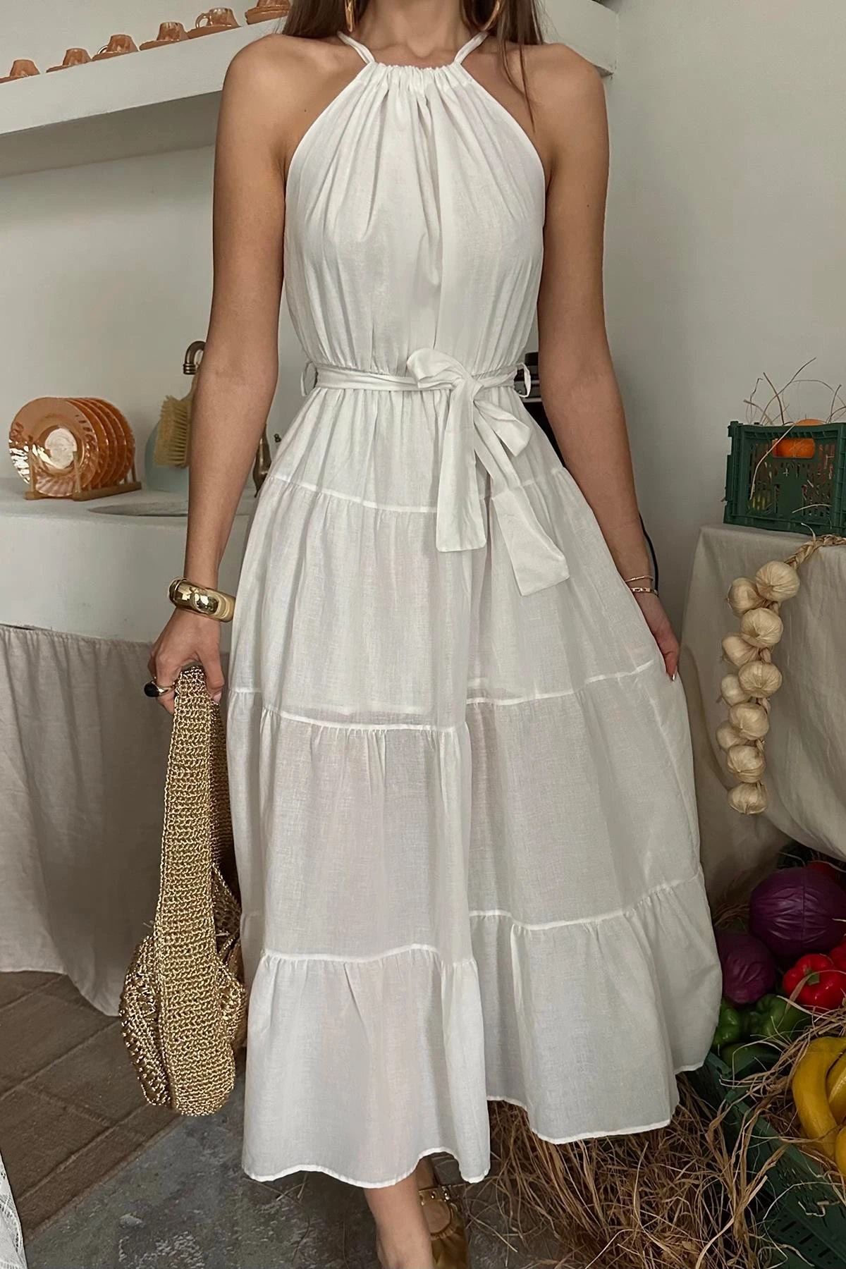 Halter Yaka Kuşaklı Elbise