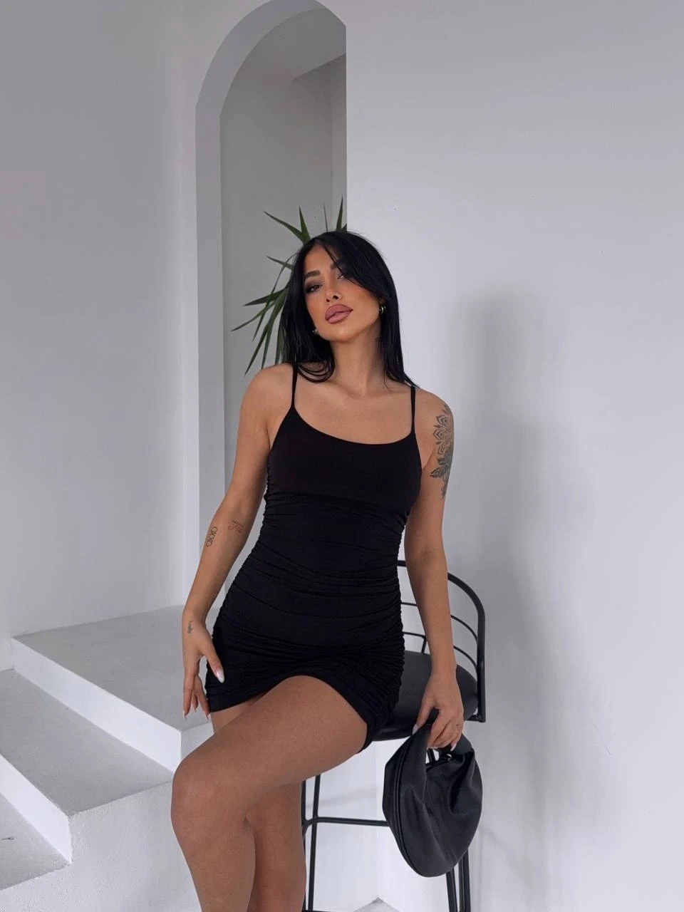 İnce Askılı Sandy Büzgülü Elbise Siyah