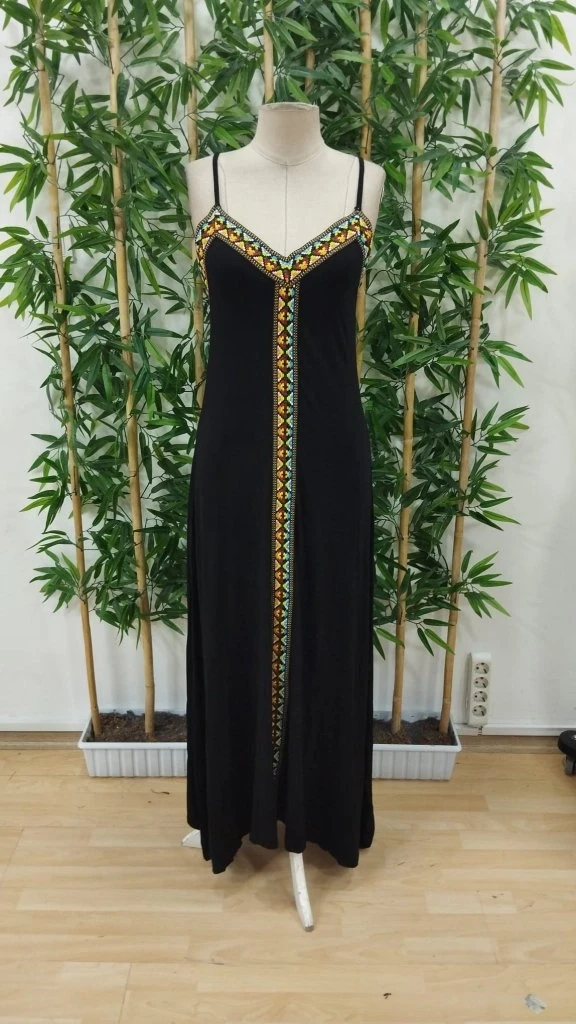 Askılı V Yakalı Etnik Şerit Detaylı Uzun Viskon Elbise