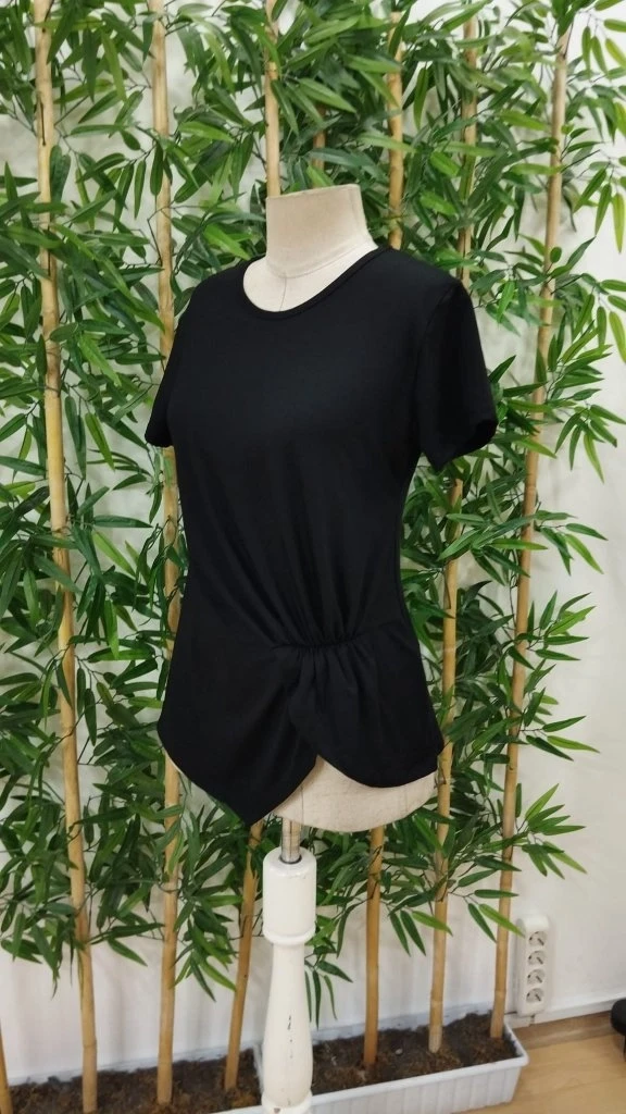 Kısa Kollu Asimetrik Kesim Bel Büzgü Düğüm Detay Viskon Bluz