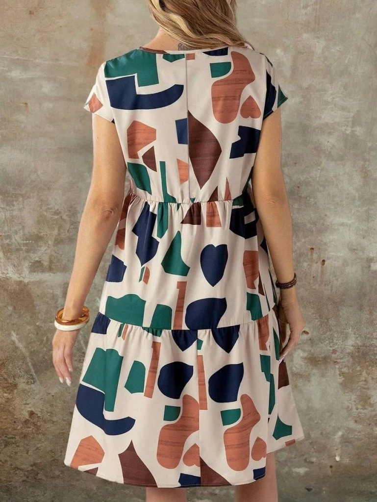 Kısa Kollu Bisiklet Yaka Desenli Fırfırlı Süprem Elbise