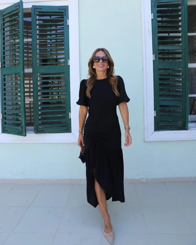 Kısa Kollu Bisiklet Yakalı Yandan Yırtmaçlı Büzgülü Janjan Krep Elbise