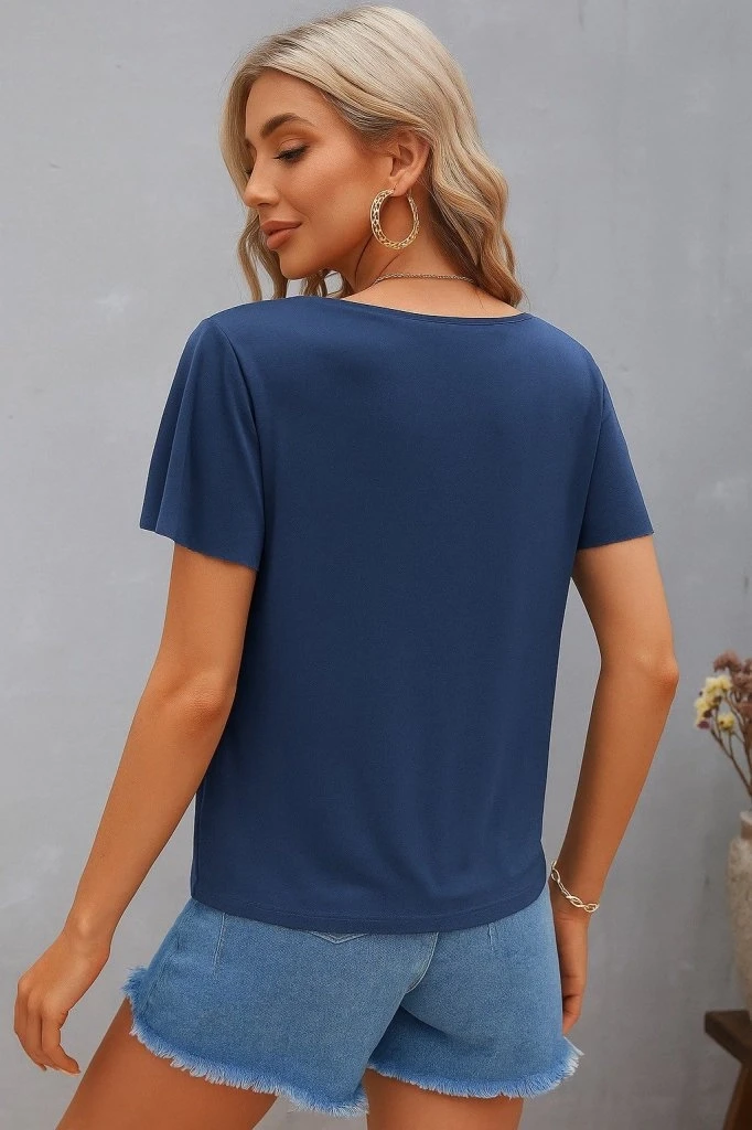 Kısa Kollu V şerit Yakalı Viskon Bluz