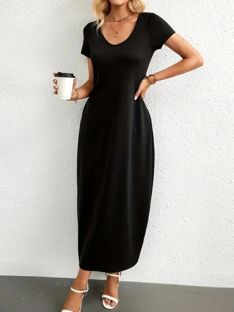 Kısa Kollu Yakası Yuvarlak Cepli Viskon Elbise