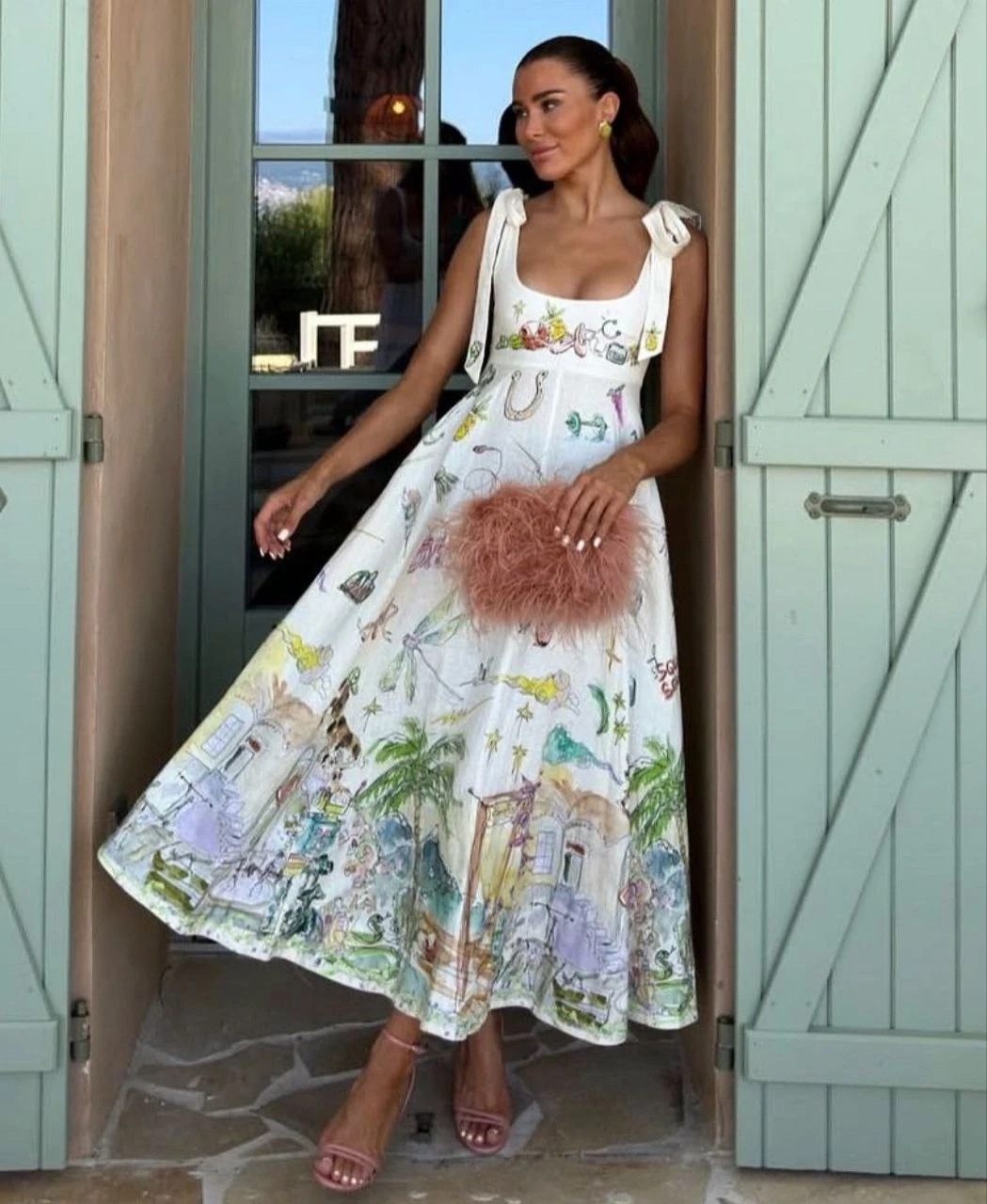 Kare Yaka Desenli Omuz Bağlama Elbise