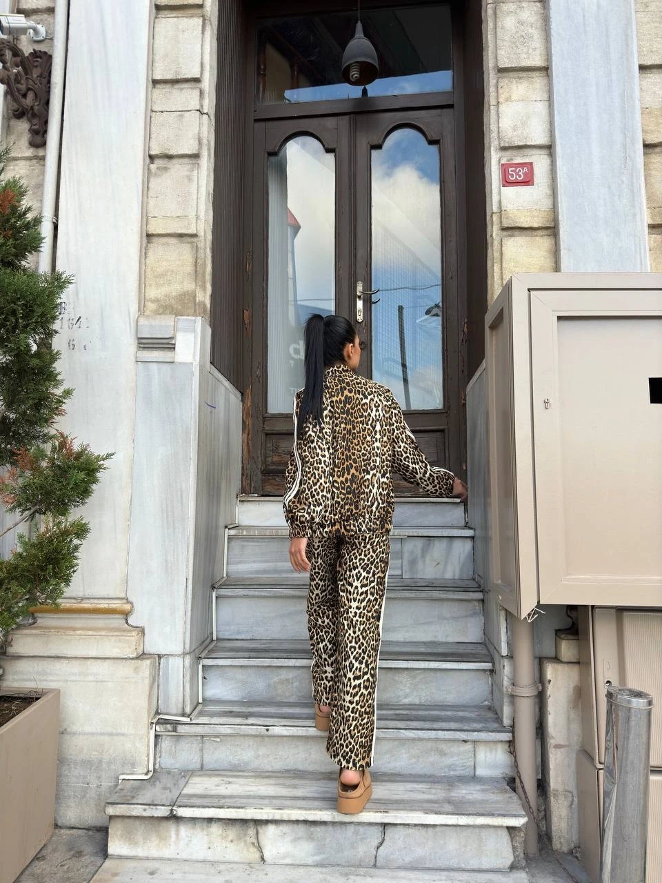 Leopar Şerit Detay Alt Üst Takım