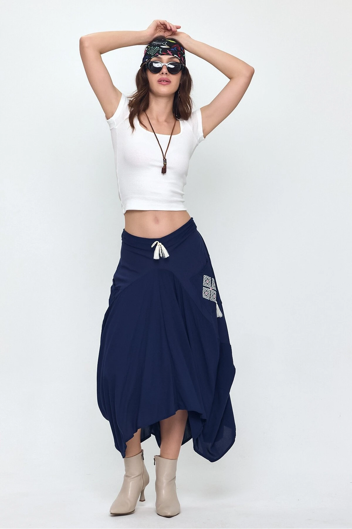 Nakış Detaylı Bağcıklı Cepli Şalvar Etek Lacivert