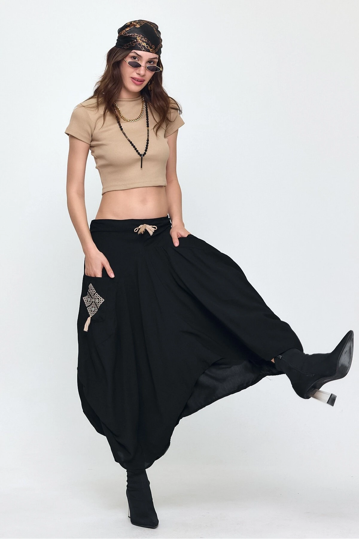 Nakış Detaylı Bağcıklı Cepli Şalvar Etek Siyah