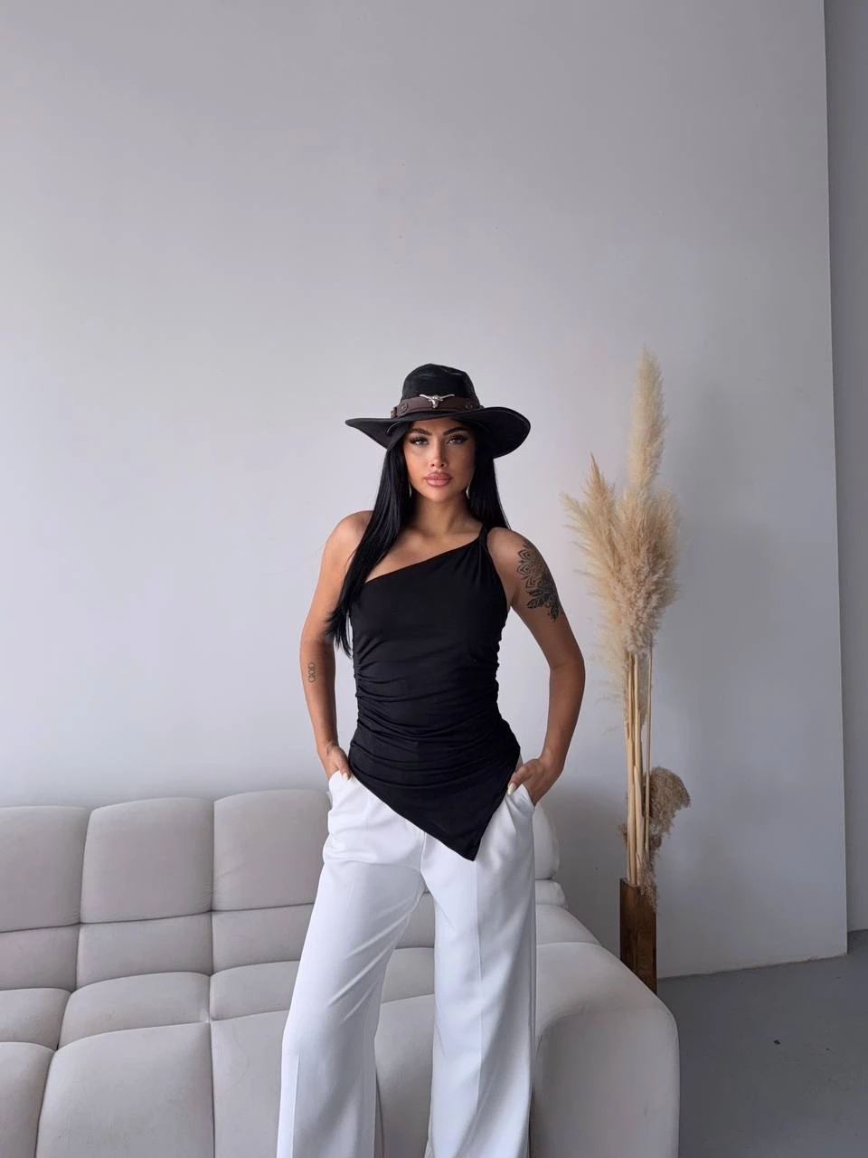 Omuz Detay Tasarım Bluz Siyah