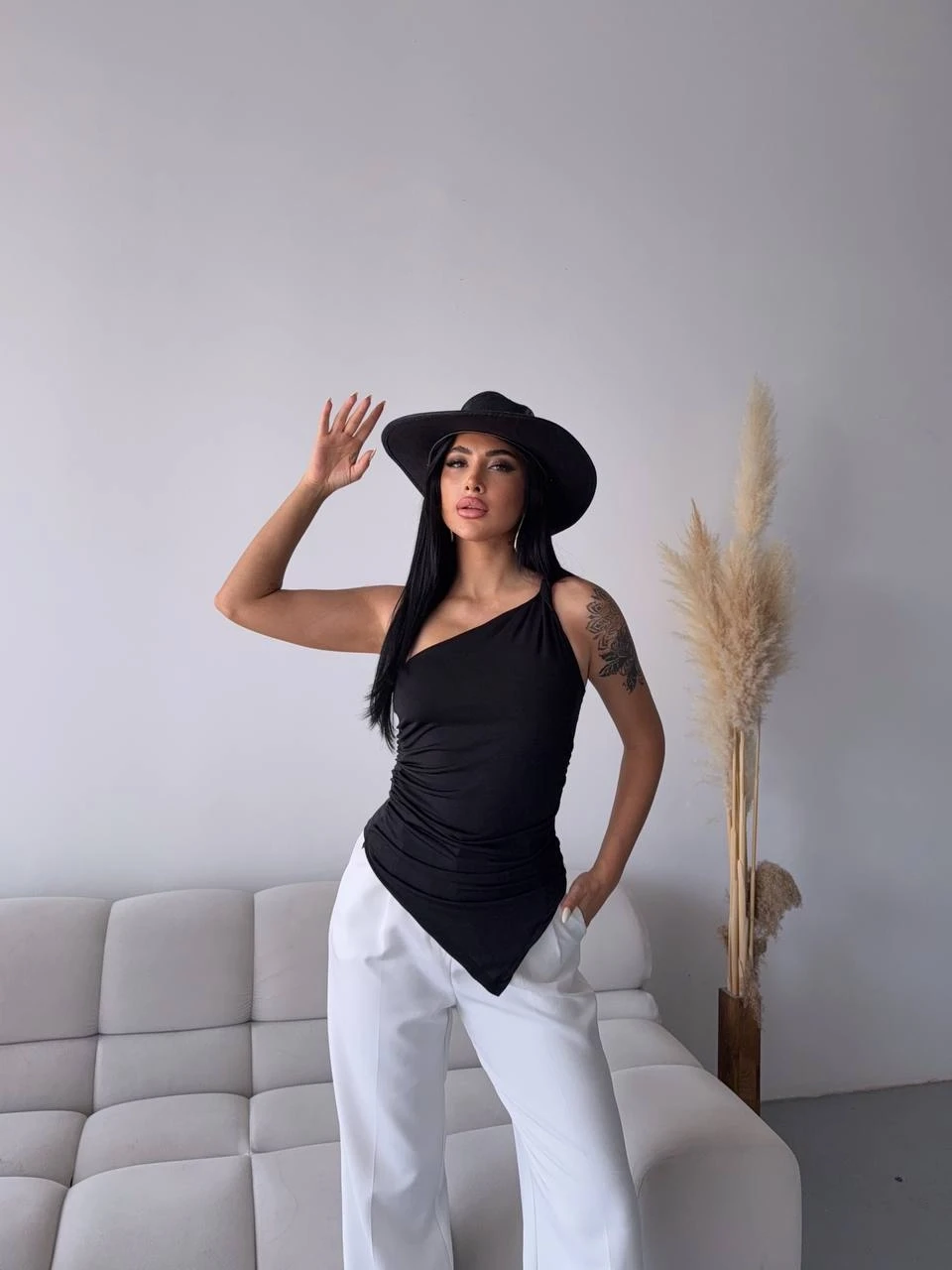 Omuz Detay Tasarım Bluz Siyah