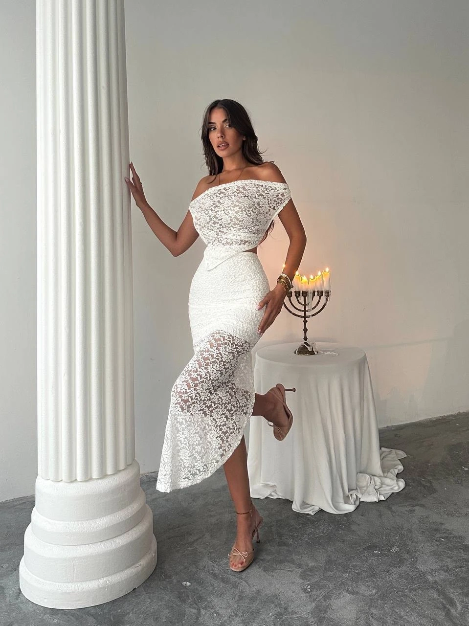 Sırt Bağlama Detay Tasarım Güpür Takım Beyaz