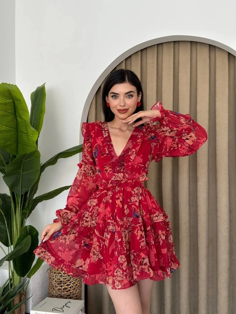 Sırt Dekolteli Mini Elbise Kırmızı