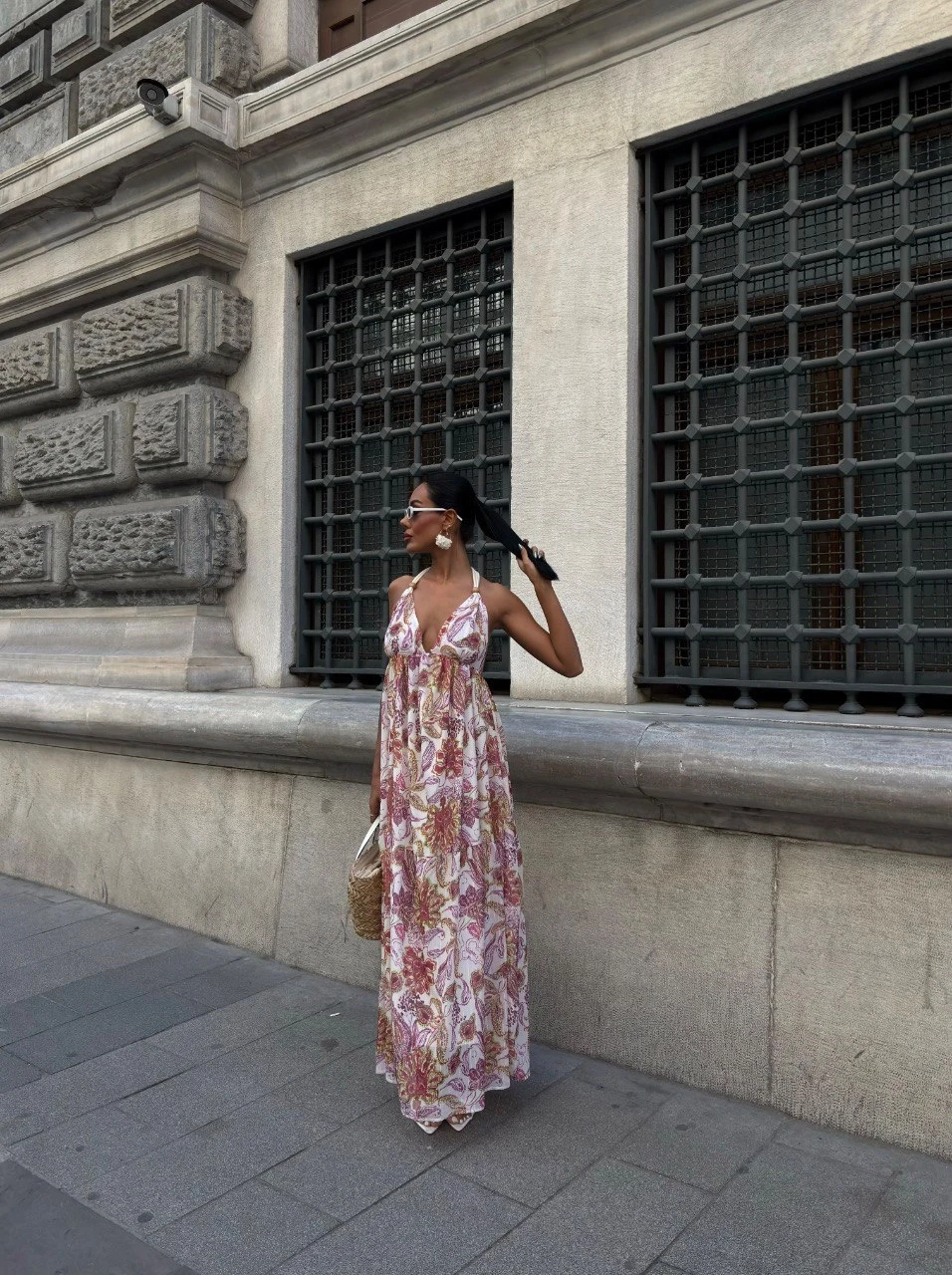 Sırt Dekolteli Şifon Elbise