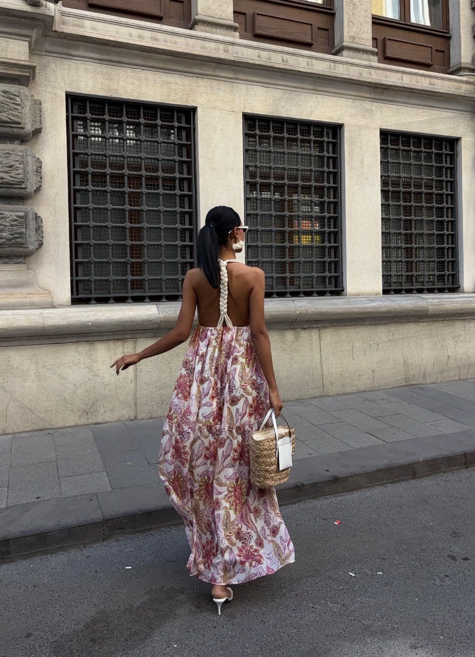 Sırt Dekolteli Şifon Elbise