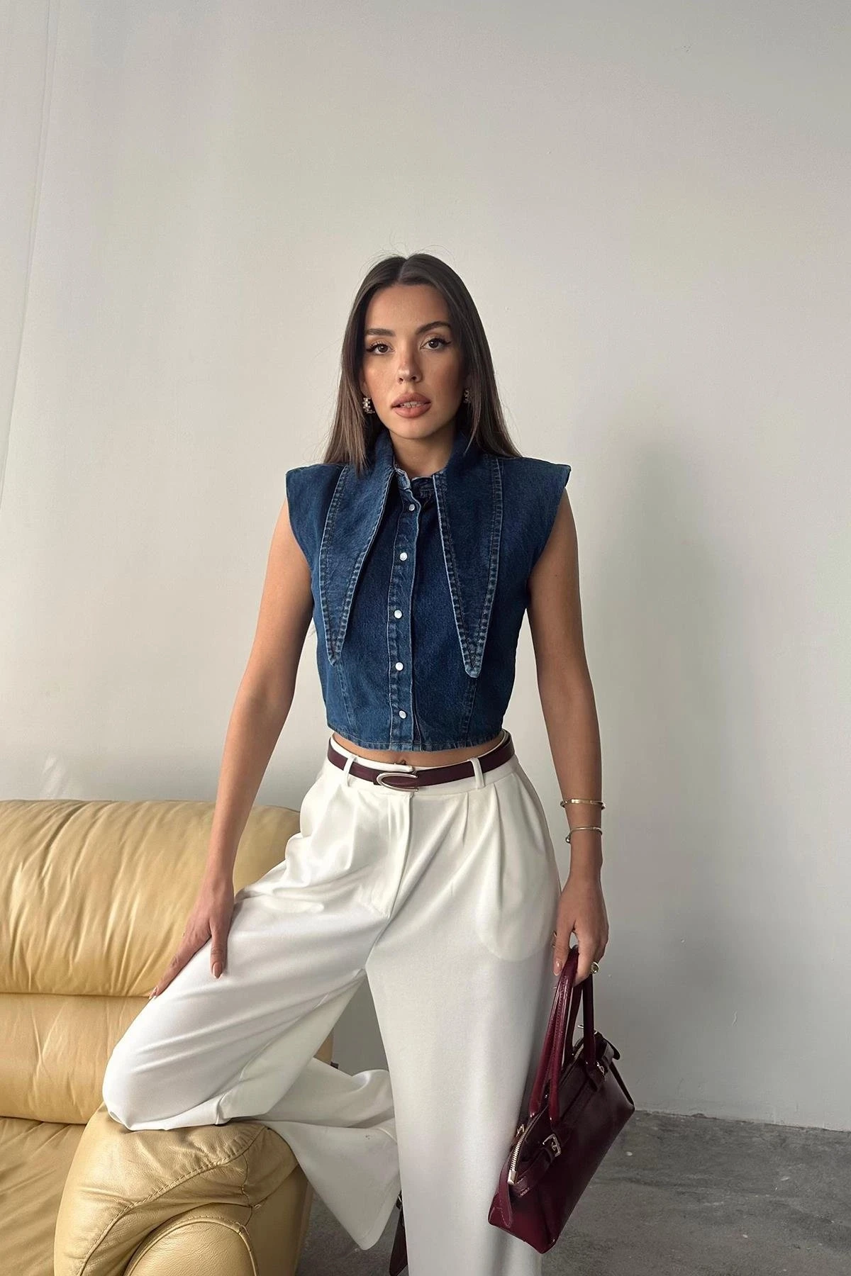 Yaka Detaylı Denim Crop