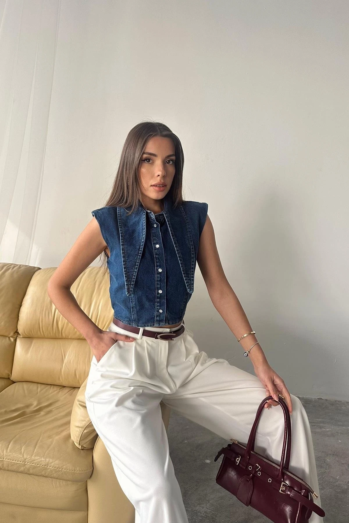 Yaka Detaylı Denim Crop