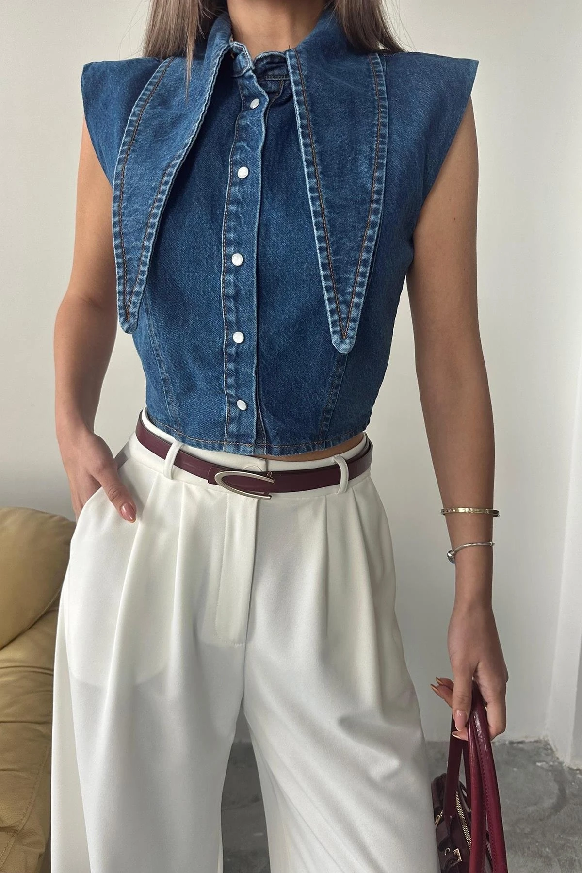 Yaka Detaylı Denim Crop