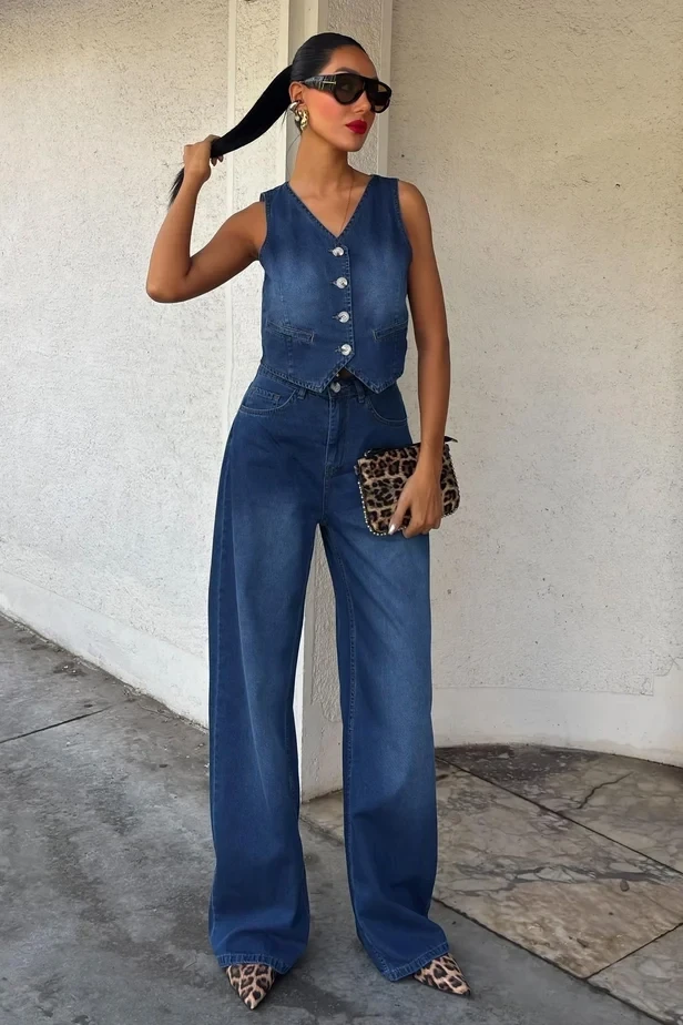 Yelek ve Palazzo Pantolonlu Denim Takım