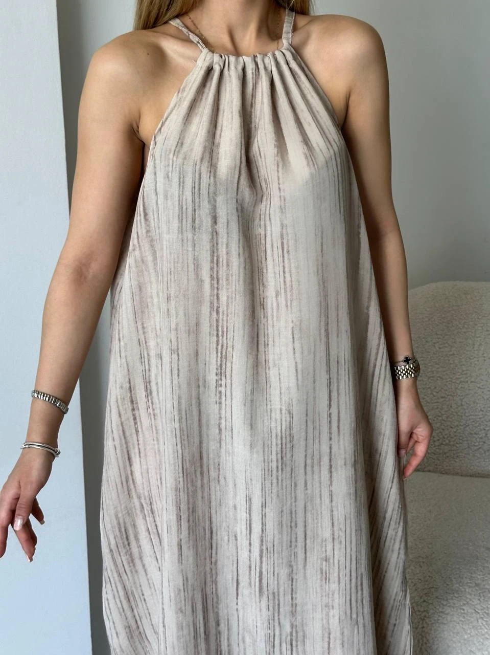 Yırtmaç Detay Keten Elbise