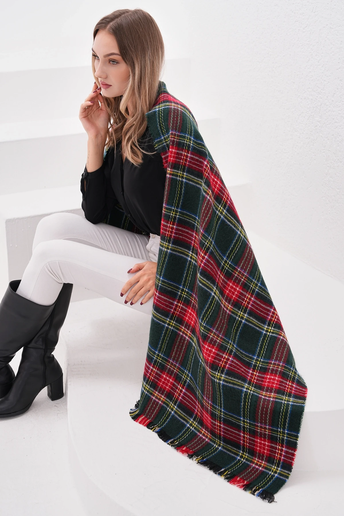 15303 Ekose Desenli Yeşil Püsküllü Puf Kalın Şal