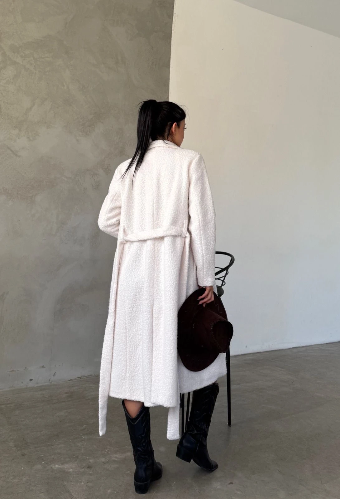 Buklet Kumaş Kuşaklı Mont Ekru