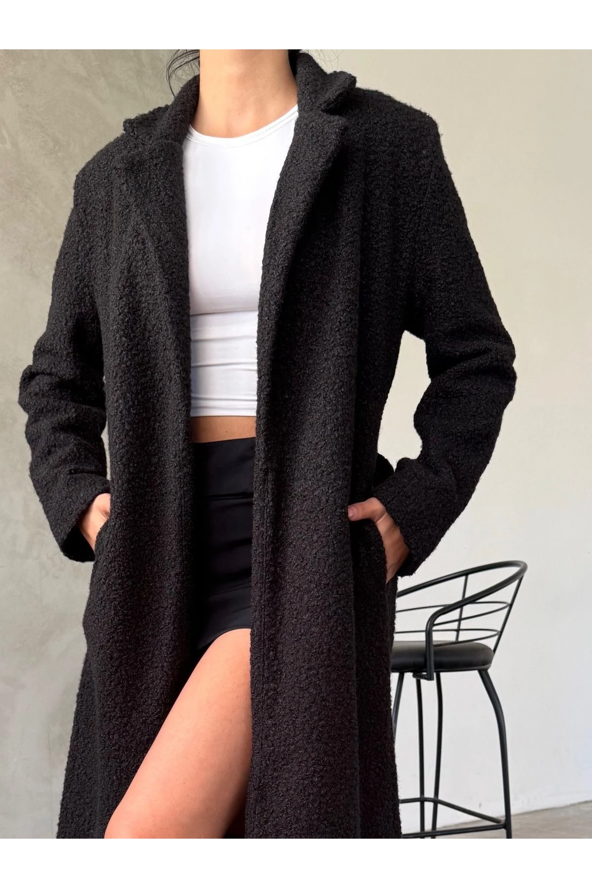 Buklet Kumaş Kuşaklı Mont Siyah