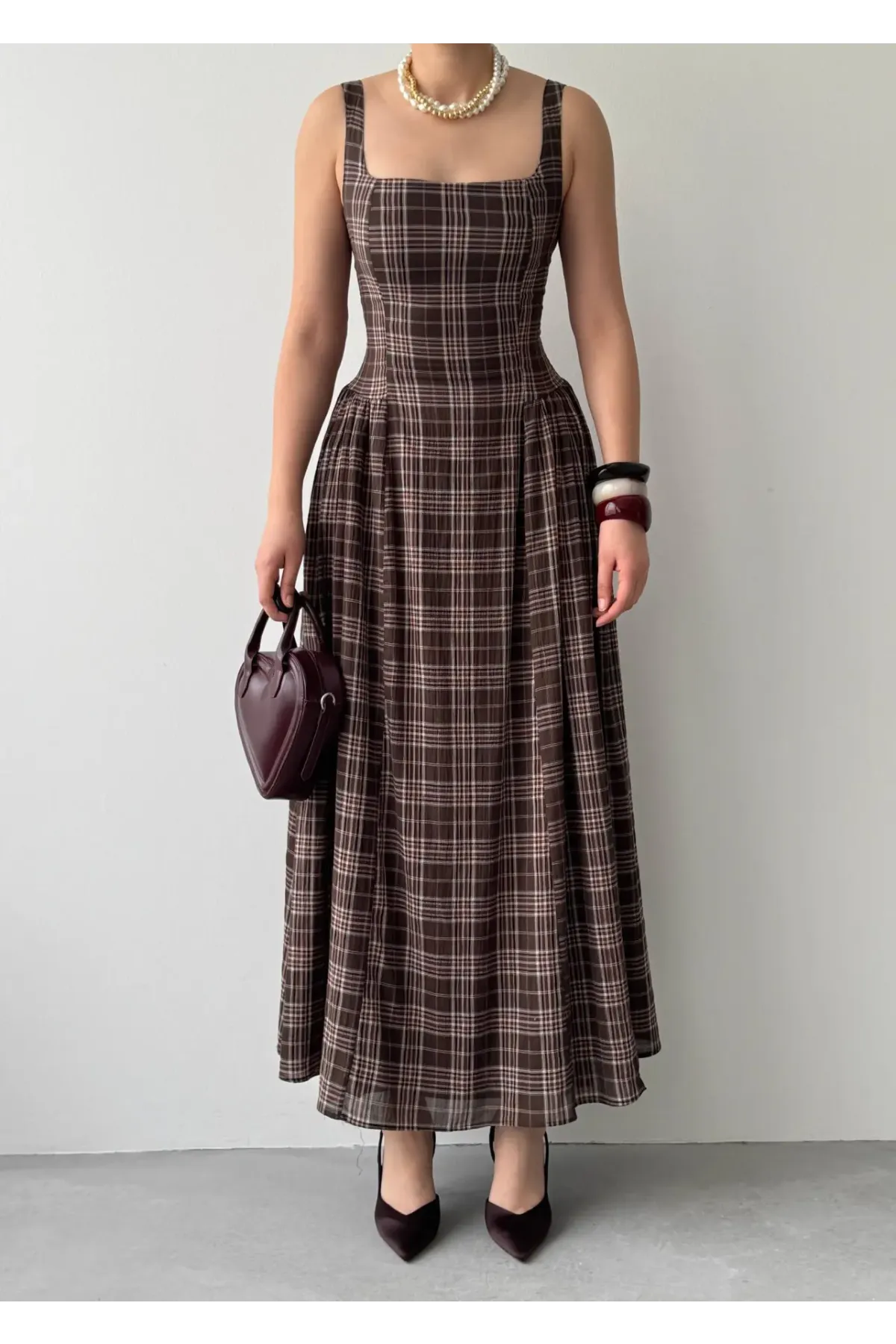 Ekose Desen Askılı Midiboy Elbise