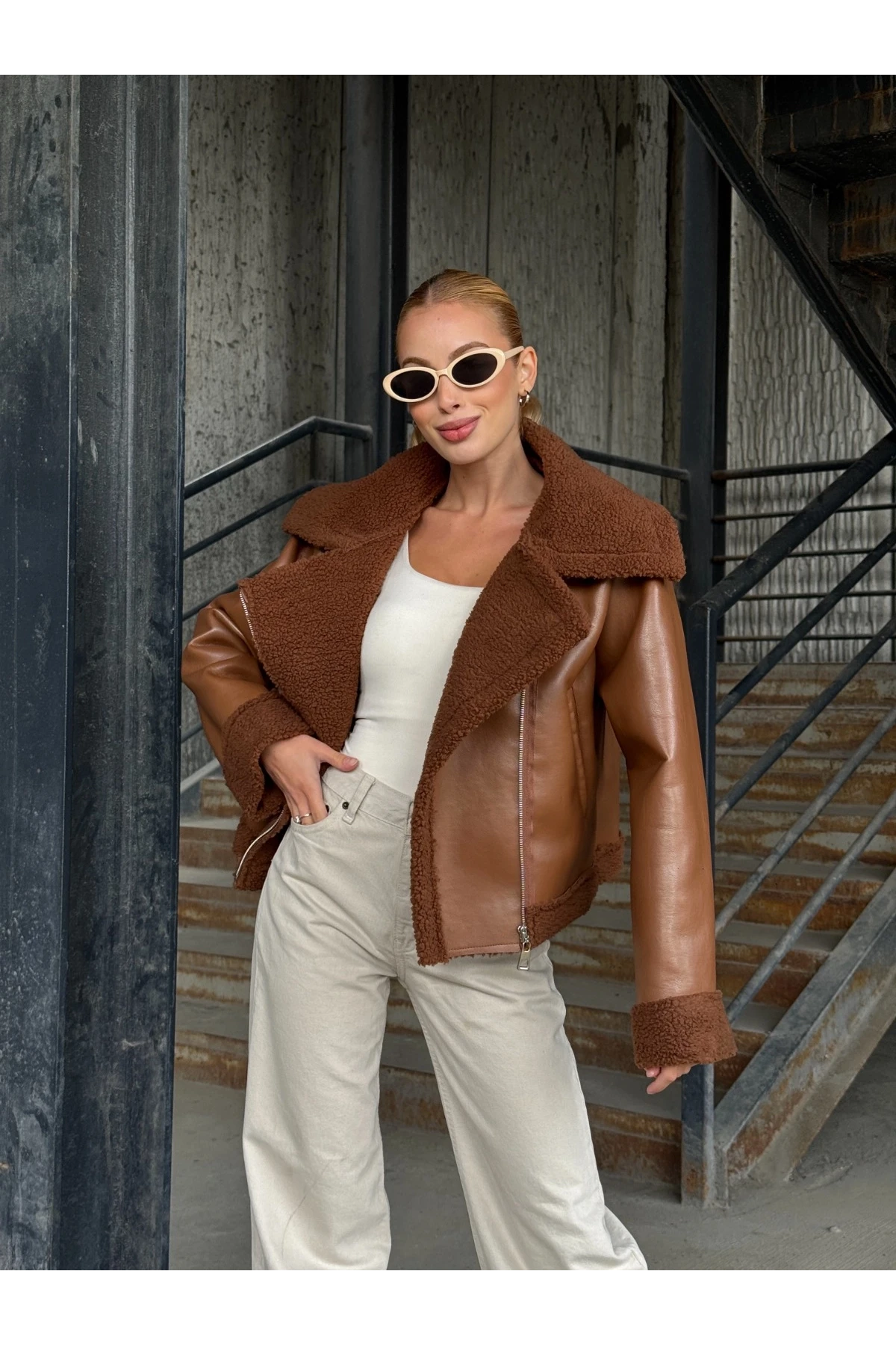 Fermuar Detaylı İçi Kürklü Suni Deri Ceket Kahve