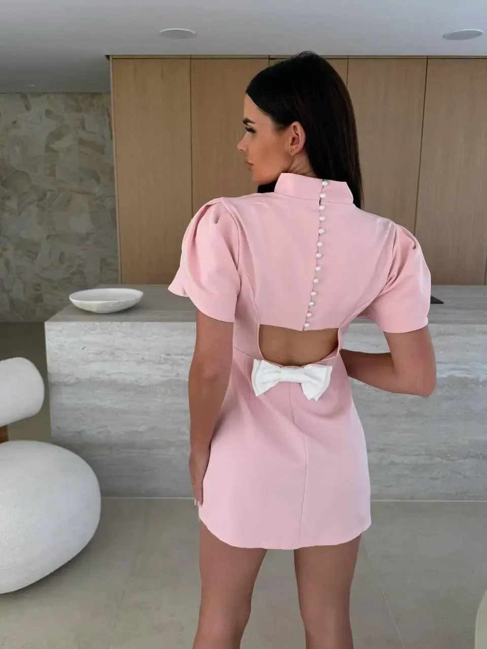 İthal Double Atlas Kumaş Fermuarlı Sırt Detay Mini Elbise Pudra