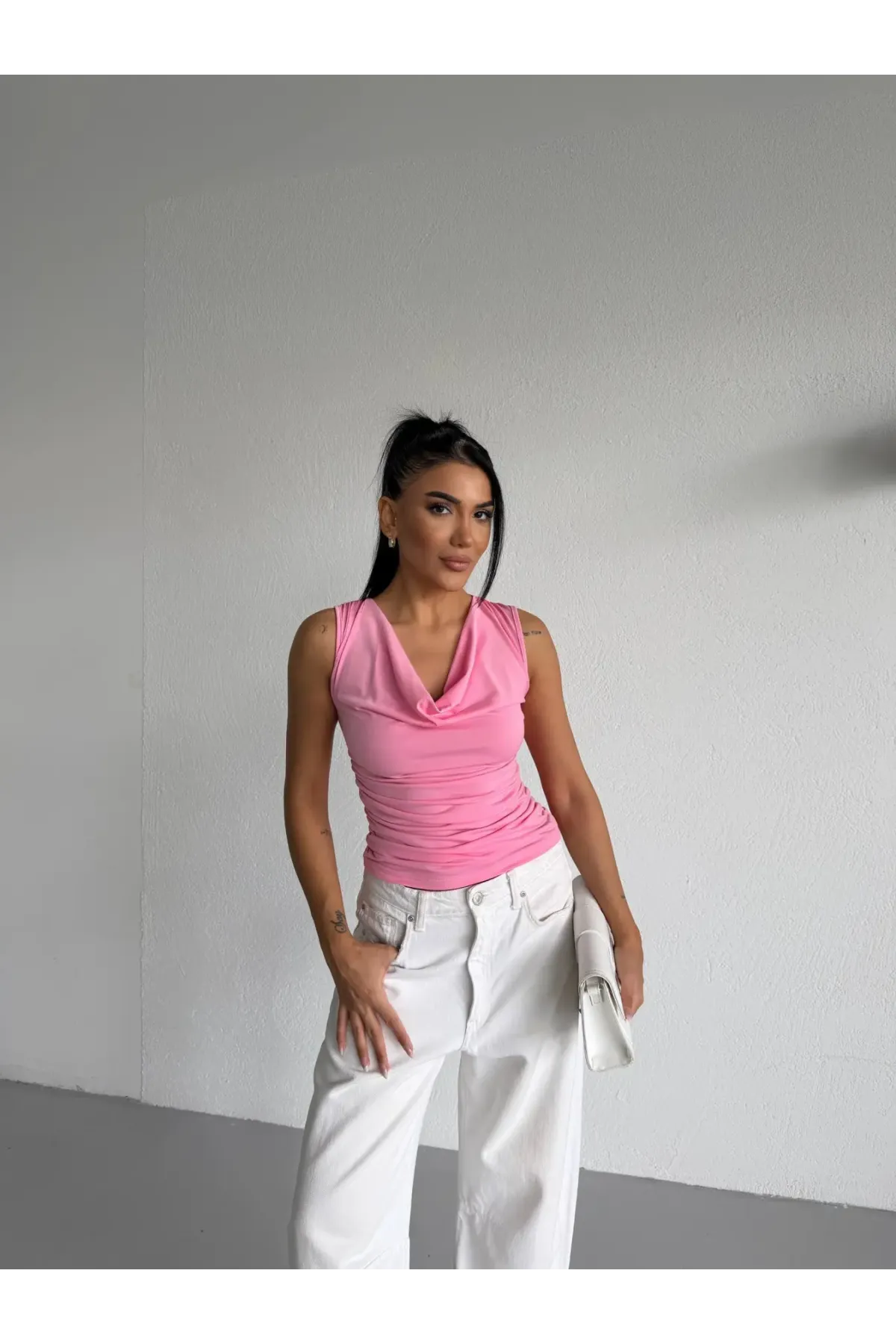 Kadın Degaje Yaka Kolsuz Bluz Pembe