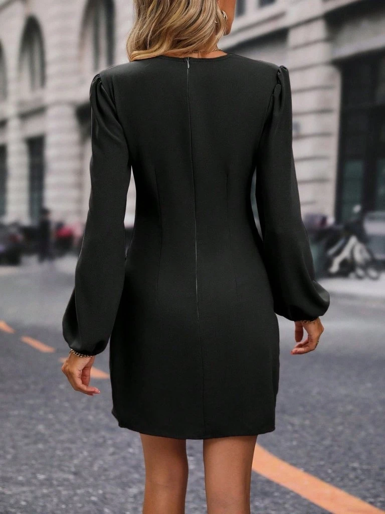 Kadın Uzun Kollu Kruvaze Yakalı Büzgü Detaylı Krep Kısa Elbise