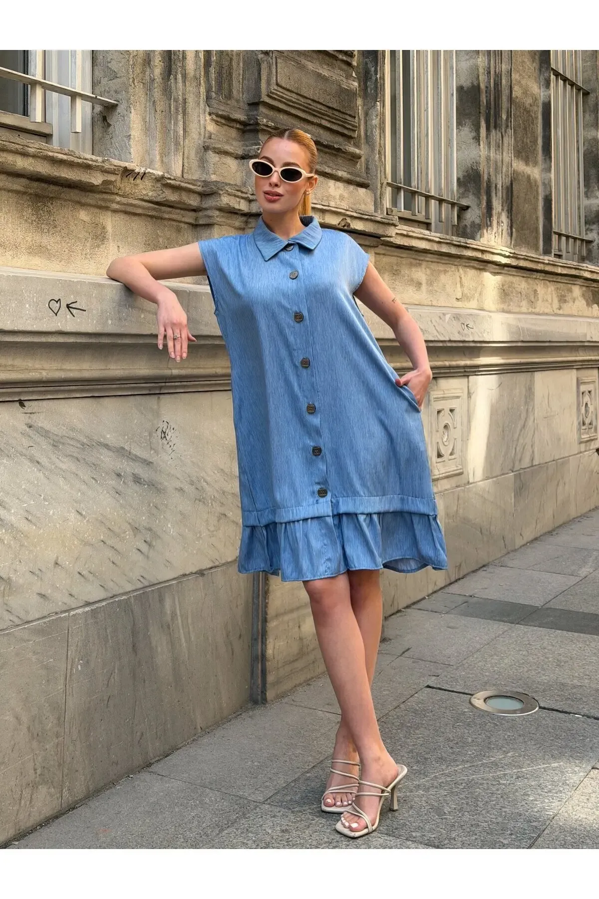 Mavi Düğmeli Tensel Elbise
