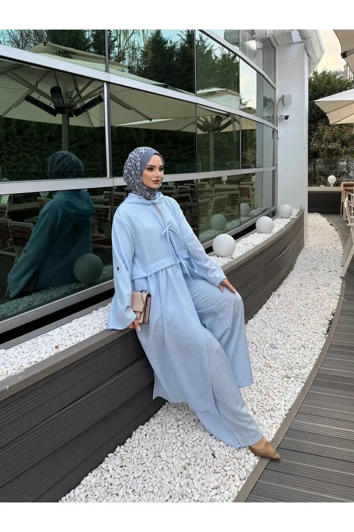 Mavi Önden Bağlamalı Keten Takım