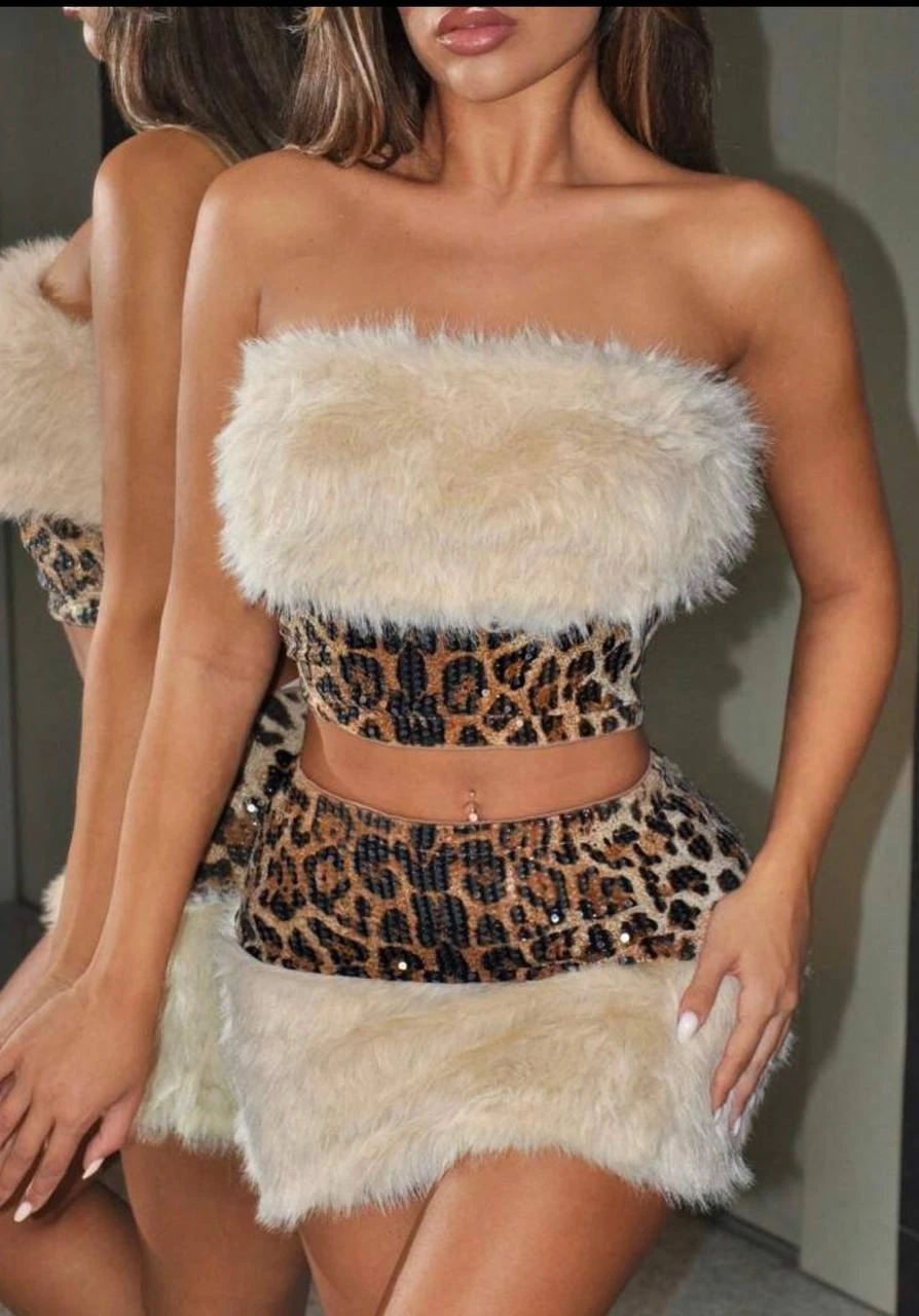 Mini Etek ve Büstiyer Kürklü Takım